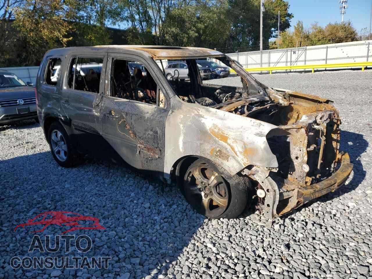 HONDA PILOT 2015 - 5FNYF4H51FB026772