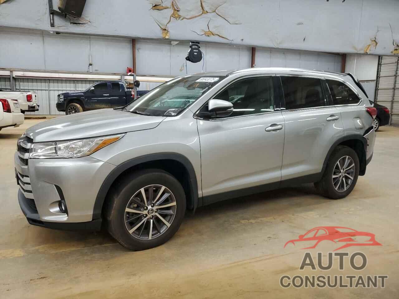 TOYOTA HIGHLANDER 2019 - 5TDJZRFH4KS952950