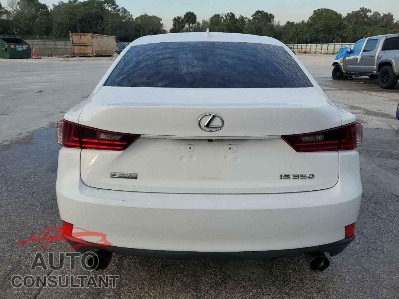 LEXUS IS 2014 - JTHBF1D2XE5026090
