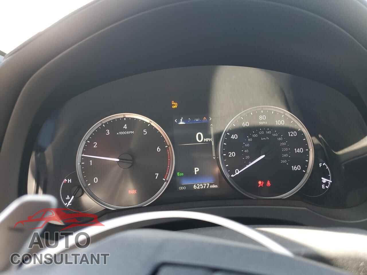 LEXUS IS 2021 - JTHCA1D26M5111574