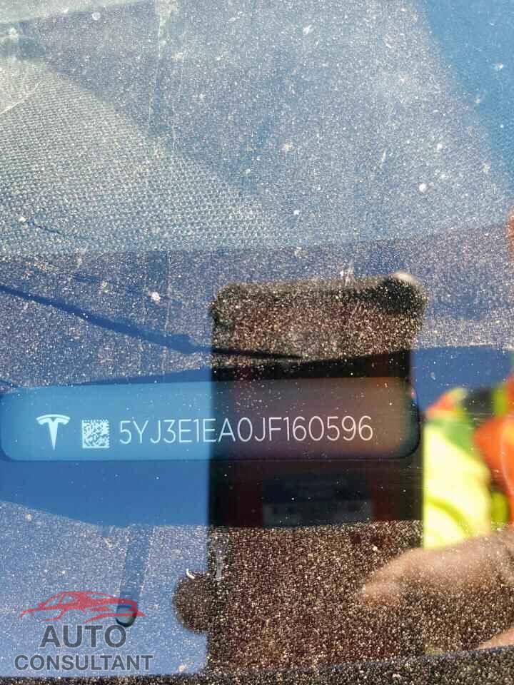 TESLA MODEL 3 2018 - 5YJ3E1EA0JF160596