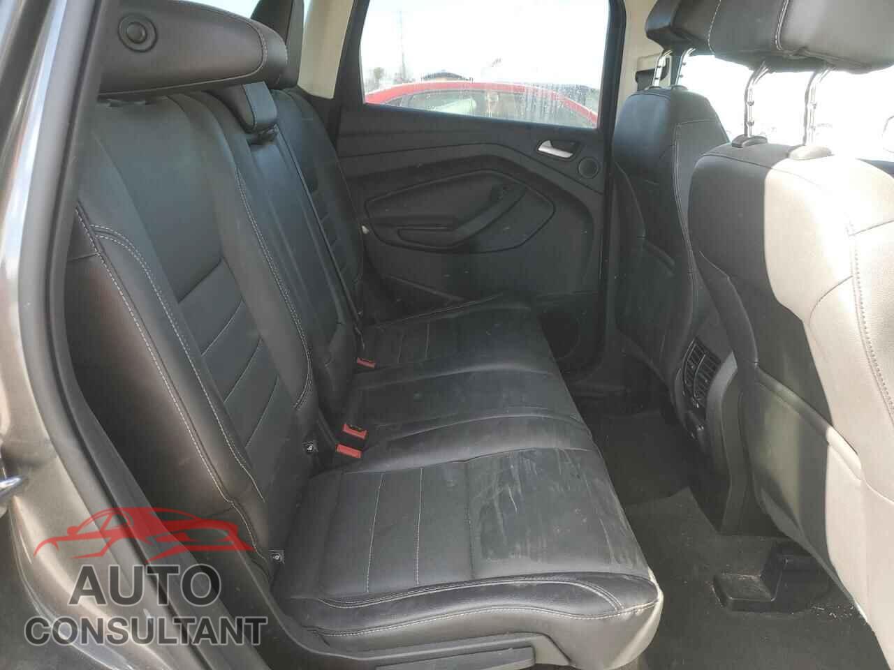 FORD ESCAPE 2016 - 1FMCU9GX2GUC39363