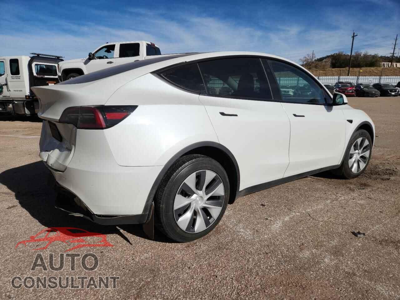 TESLA MODEL Y 2023 - 7SAYGDEE4PF885232