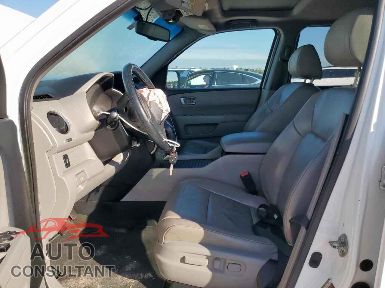 HONDA PILOT 2013 - 5FNYF4H51DB086340