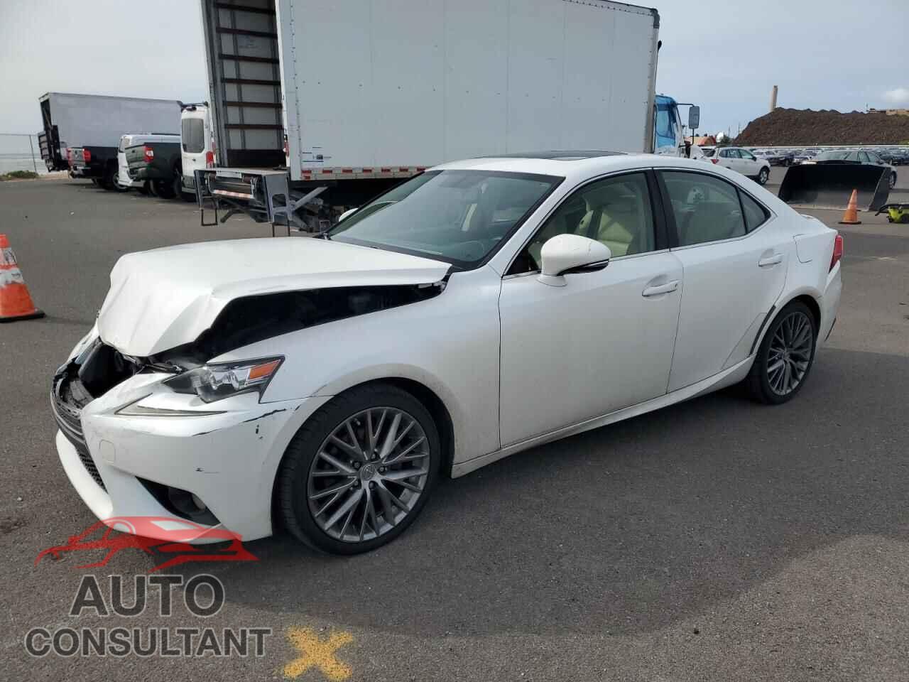 LEXUS IS 2014 - JTHCF1D20E5004667