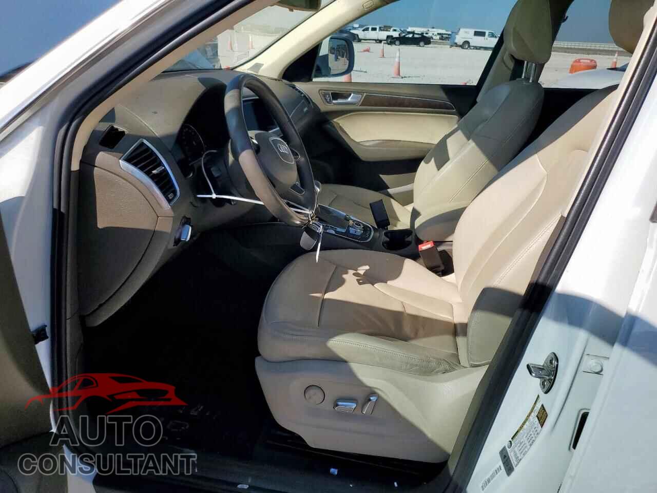 AUDI Q5 2017 - WA1C2AFP0HA077632