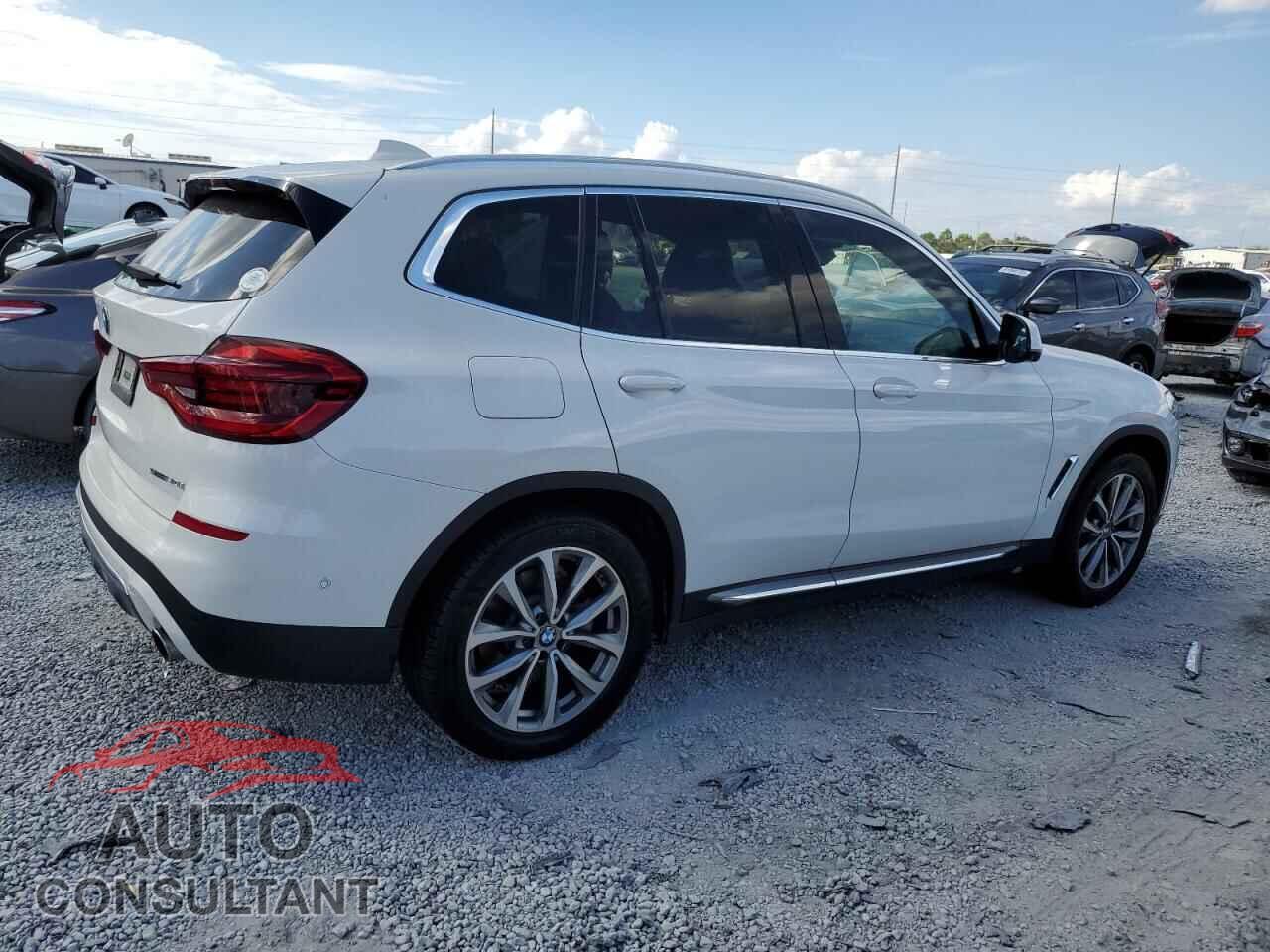 BMW X3 2019 - 5UXTR7C52KLF29083