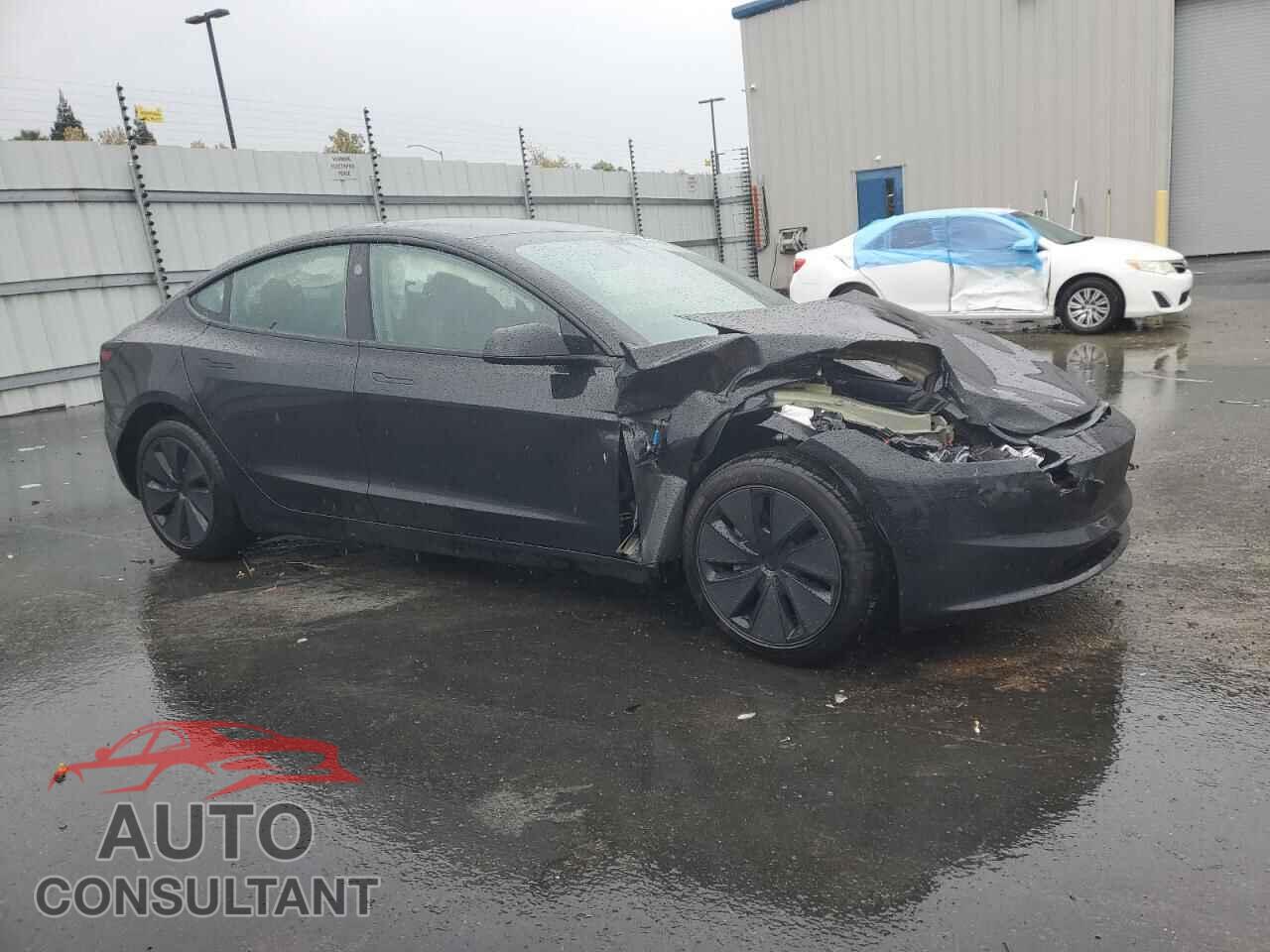 TESLA MODEL 3 2025 - 5YJ3E1EA8SF067990