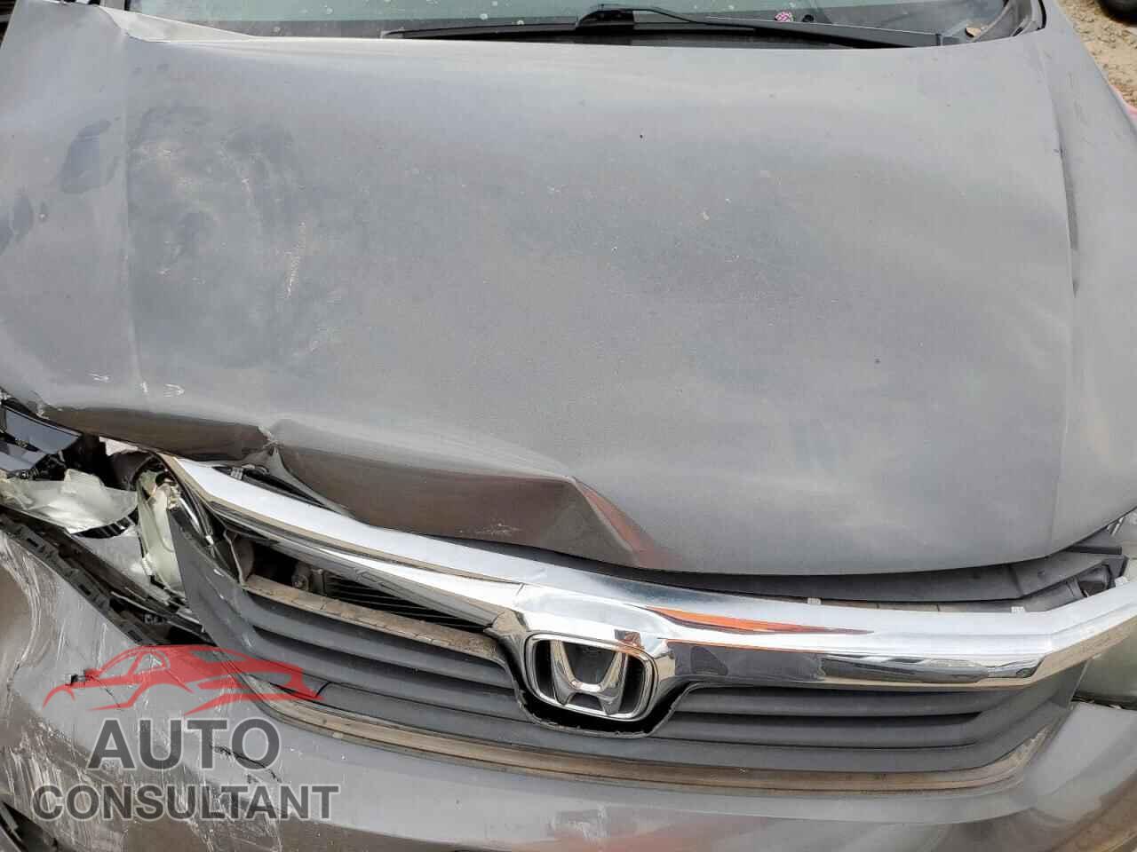 HONDA CIVIC 2012 - 2HGFB2F80CH521136