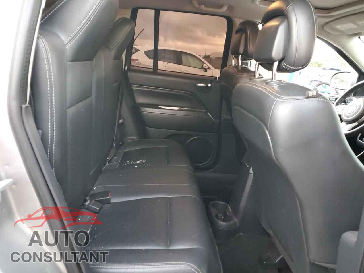 JEEP COMPASS 2015 - 1C4NJCEA4FD198475