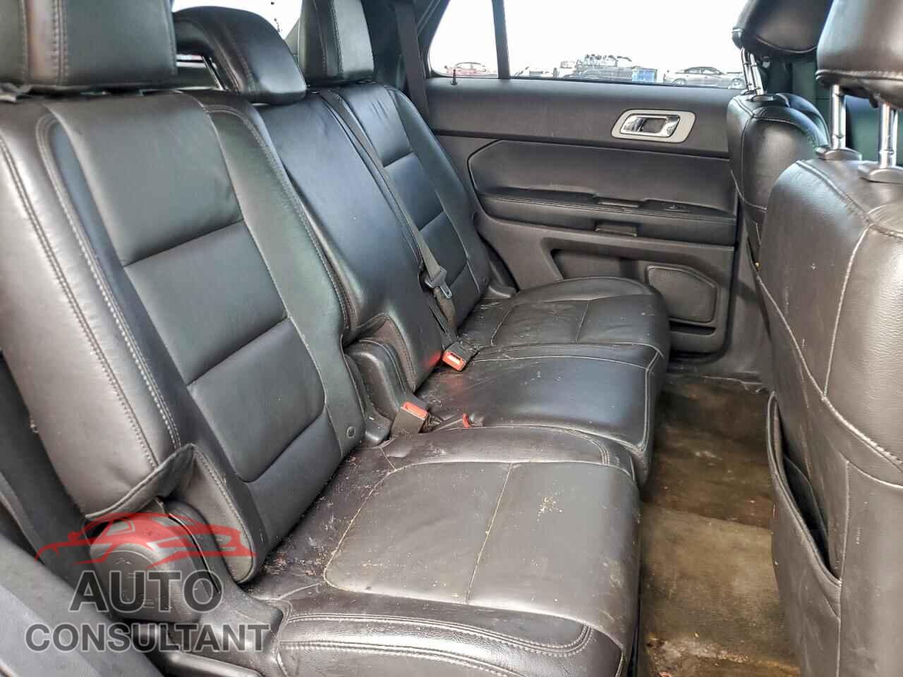 FORD EXPLORER 2015 - 1FM5K7D87FGA71202