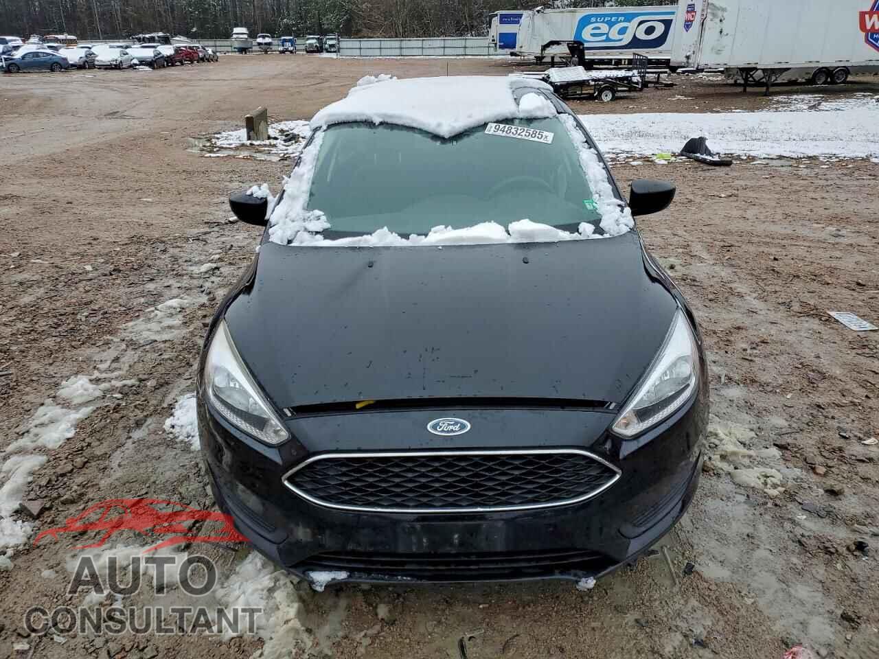 FORD FOCUS 2018 - 1FADP3E22JL209092