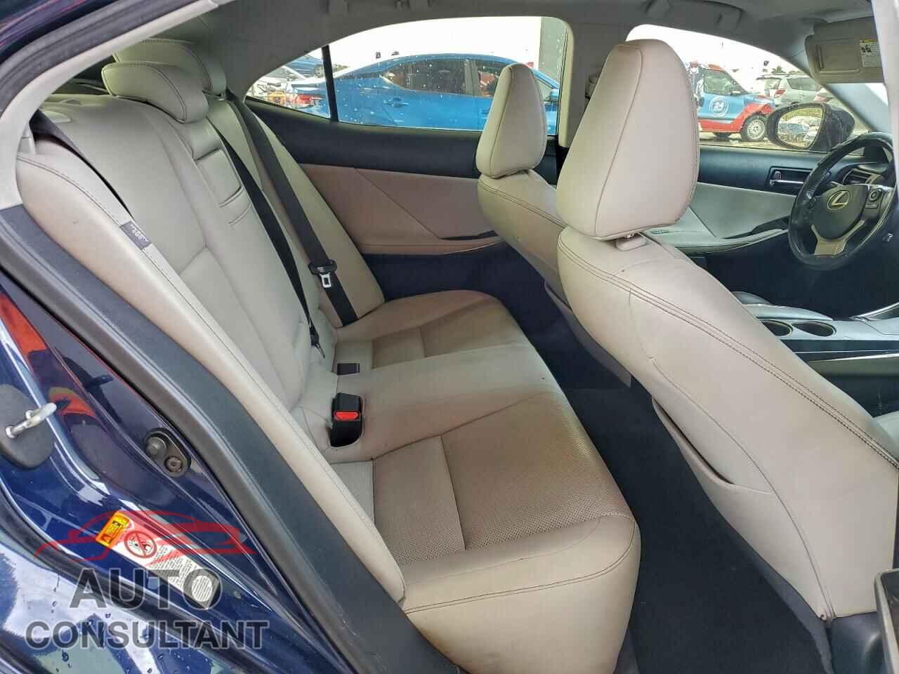 LEXUS IS 2014 - JTHBF1D23E5009552