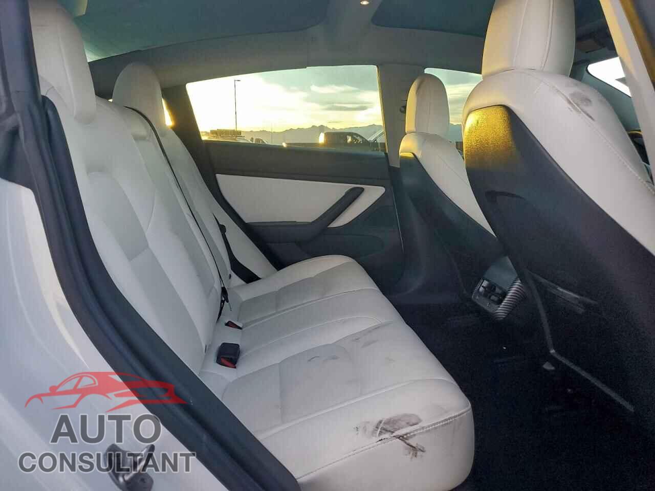 TESLA MODEL 3 2021 - 5YJ3E1EA1MF874788