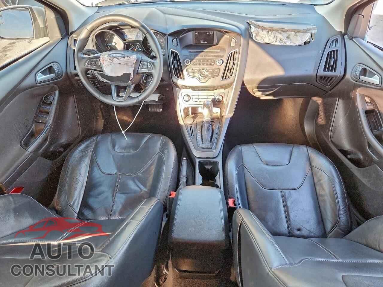 FORD FOCUS 2016 - 1FADP3F22GL332334