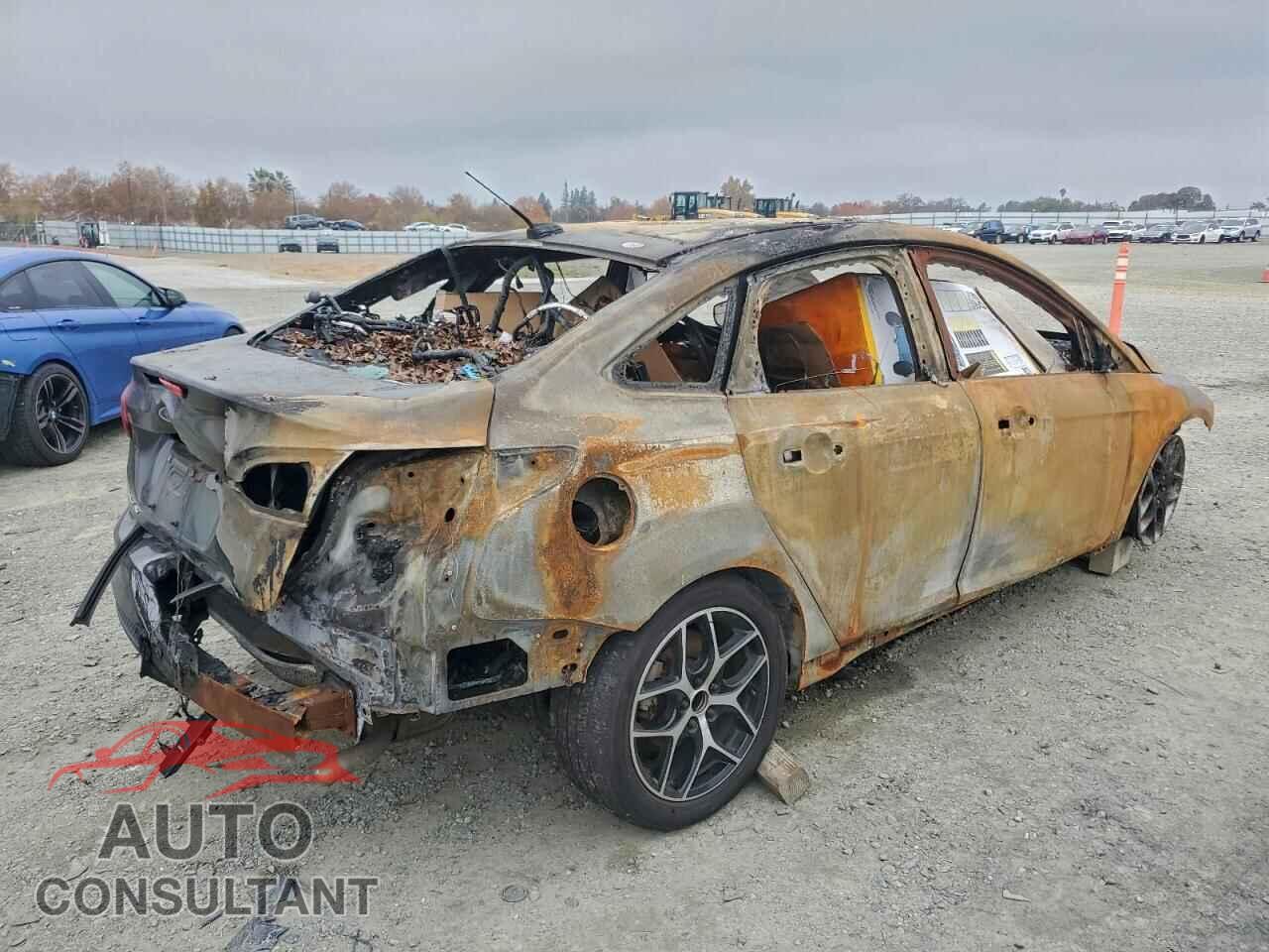 FORD FOCUS 2017 - 1FADP3FE9HL236101