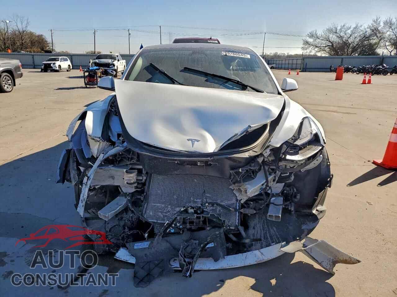 TESLA MODEL 3 2022 - 5YJ3E1EA7NF322875
