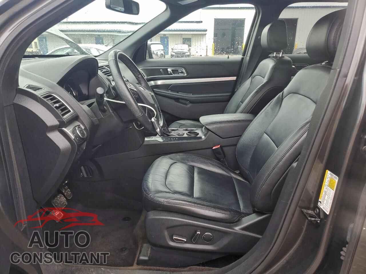 FORD EXPLORER 2017 - 1FM5K7D85HGC51183