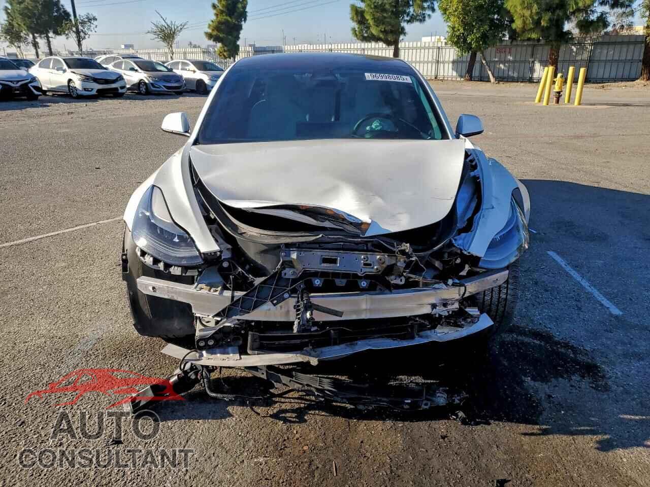 TESLA MODEL 3 2022 - 5YJ3E1EA9NF203371