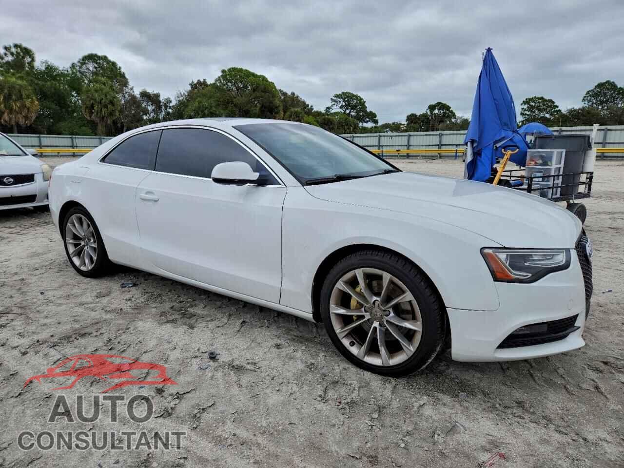 AUDI A5 2013 - WAUCFAFR4DA072341
