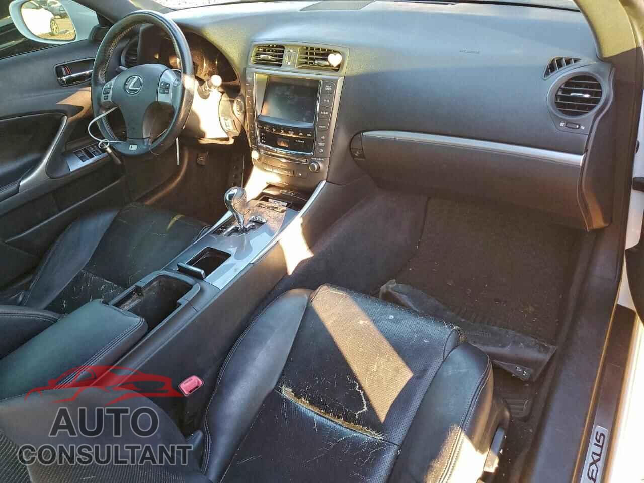 LEXUS IS 2013 - JTHFF2C26D2526935