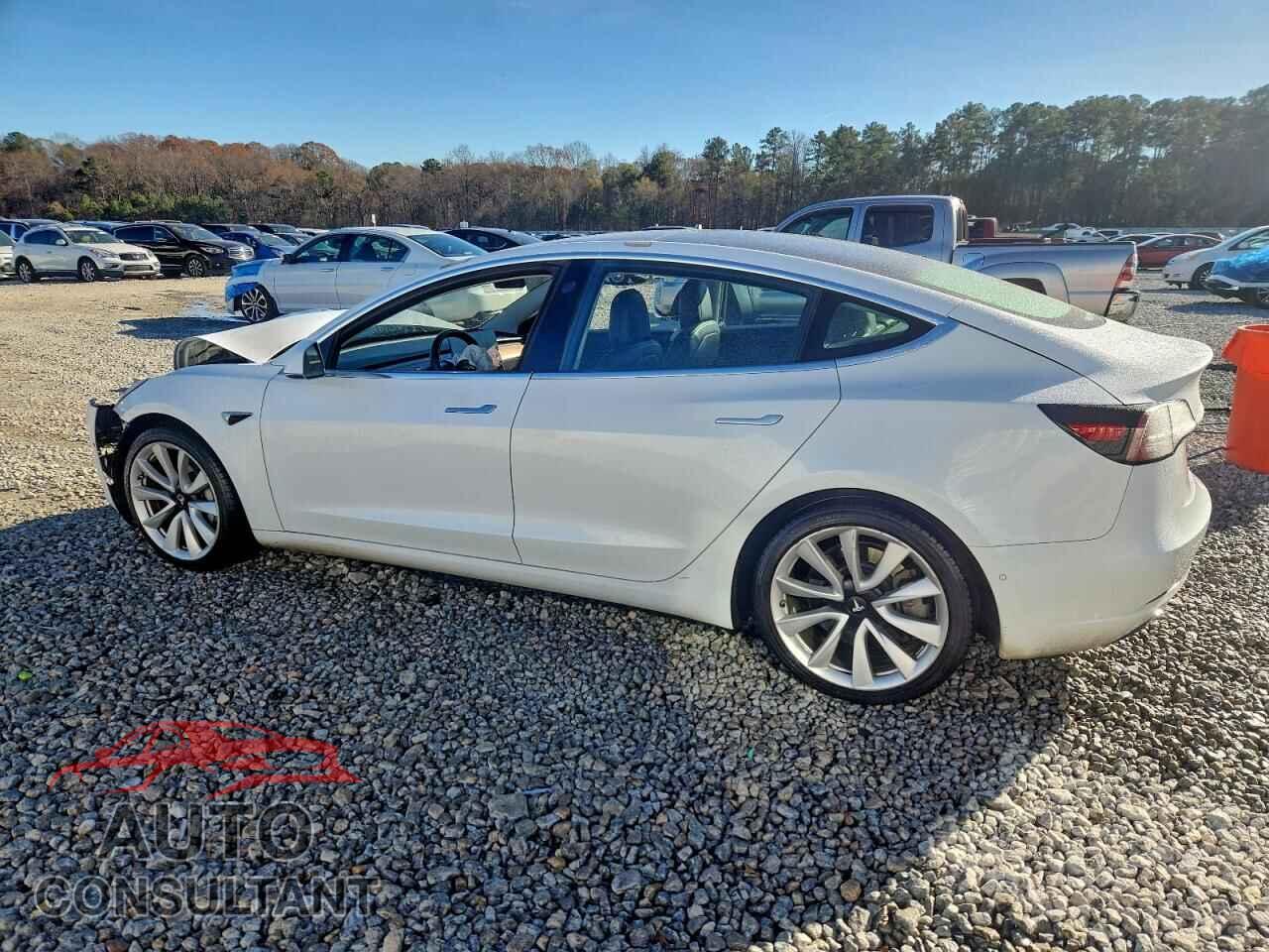 TESLA MODEL 3 2018 - 5YJ3E1EB0JF055064