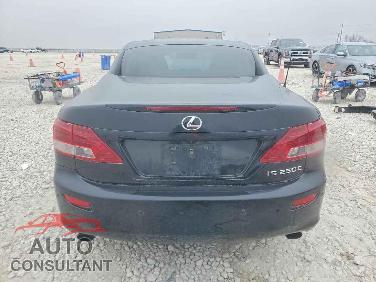LEXUS IS 2014 - JTHFF2C23E2530345