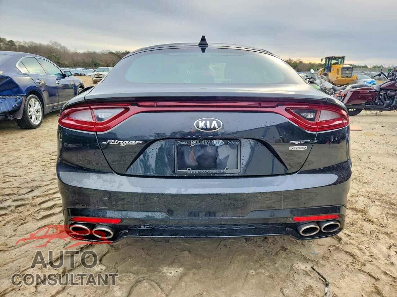 KIA STINGER 2018 - KNAE35LC5J6015735
