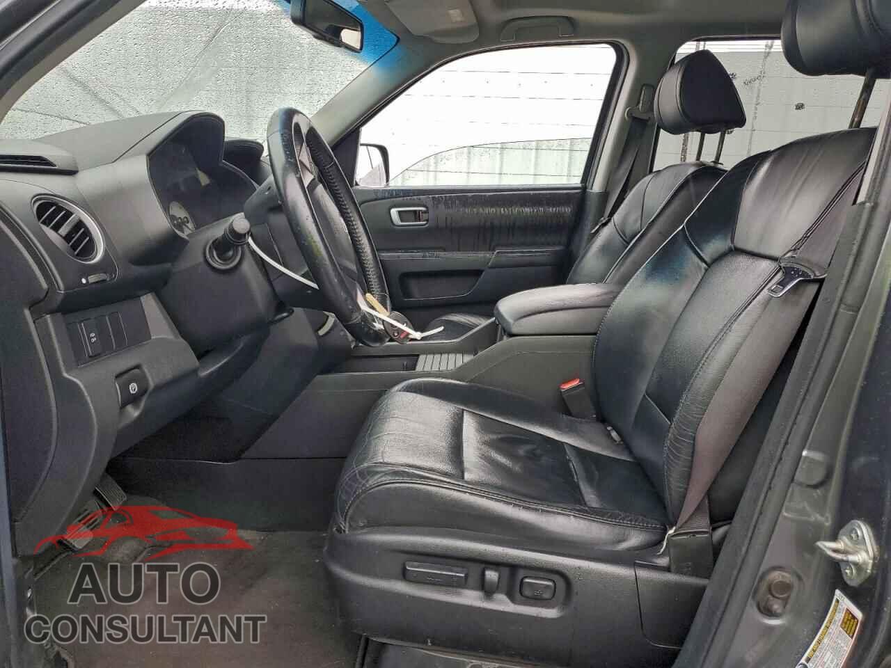 HONDA PILOT 2011 - 5FNYF3H51BB057573