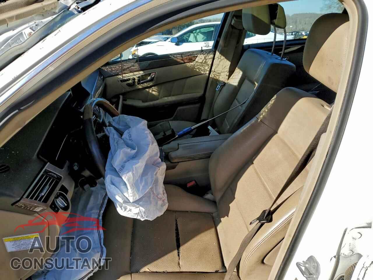 MERCEDES-BENZ E-CLASS 2011 - WDDHF5GB8BA467353