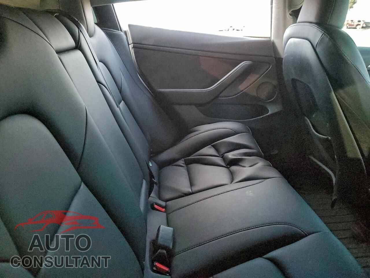 TESLA MODEL 3 2023 - 5YJ3E1EB3PF611375