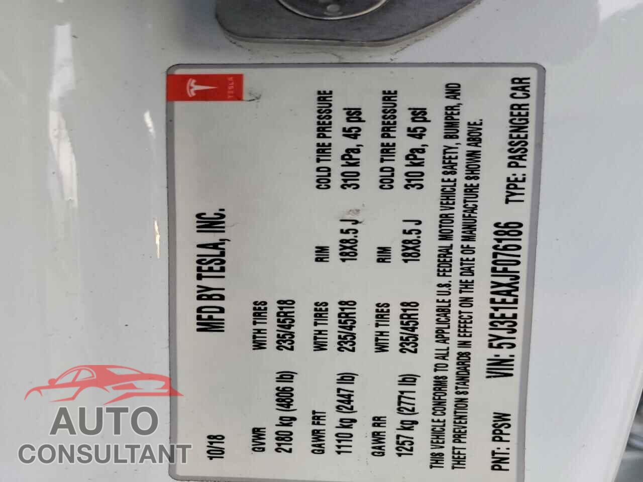 TESLA MODEL 3 2018 - 5YJ3E1EAXJF076186