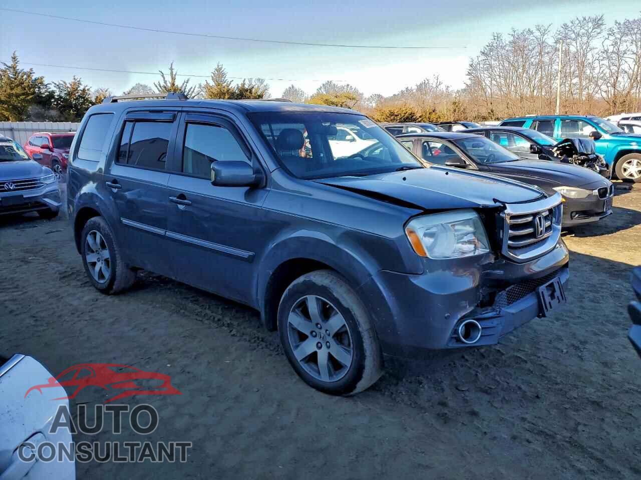 HONDA PILOT 2013 - 5FNYF4H90DB051579