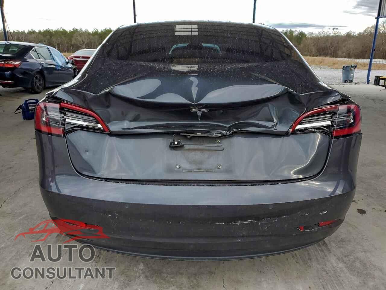 TESLA MODEL 3 2018 - 5YJ3E1EA3JF077521