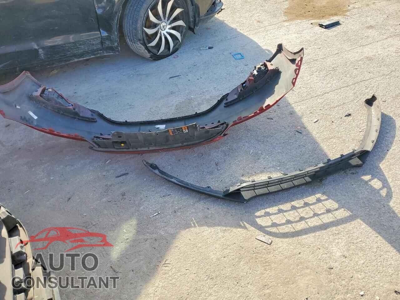 FORD FOCUS 2018 - 1FADP3N2XJL261876