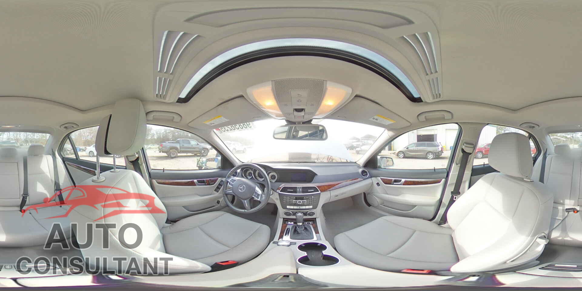 MERCEDES-BENZ C-CLASS 2013 - WDDGF4HB0DR268368