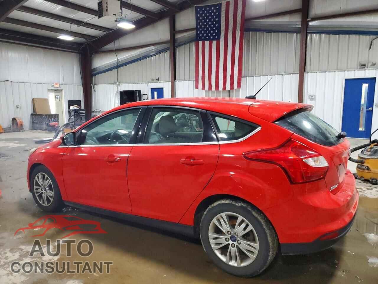 FORD FOCUS 2012 - 1FAHP3M28CL363571