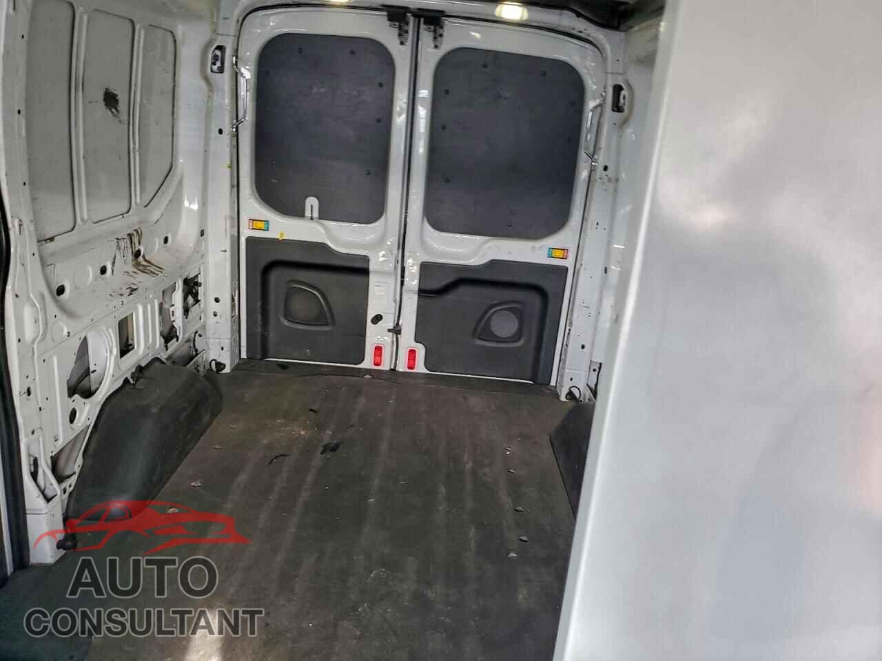 FORD TRANSIT 2015 - 1FTNE1CM6FKA91591