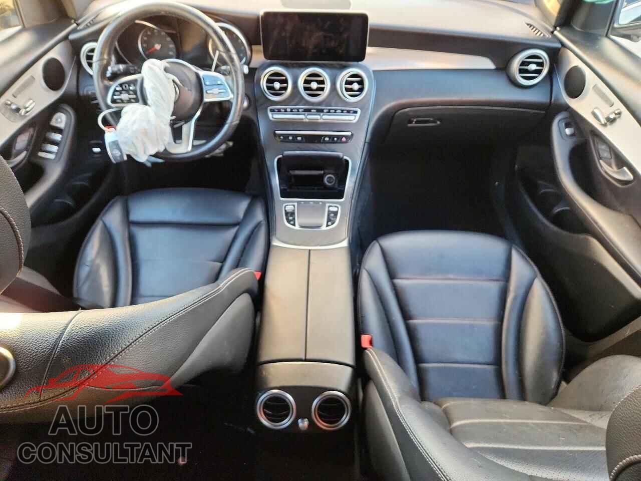 MERCEDES-BENZ GLC-CLASS 2020 - W1N0G8DB1LF800984