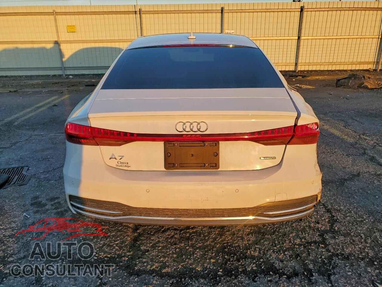 AUDI A7 2021 - WAUVPBF29MN077364