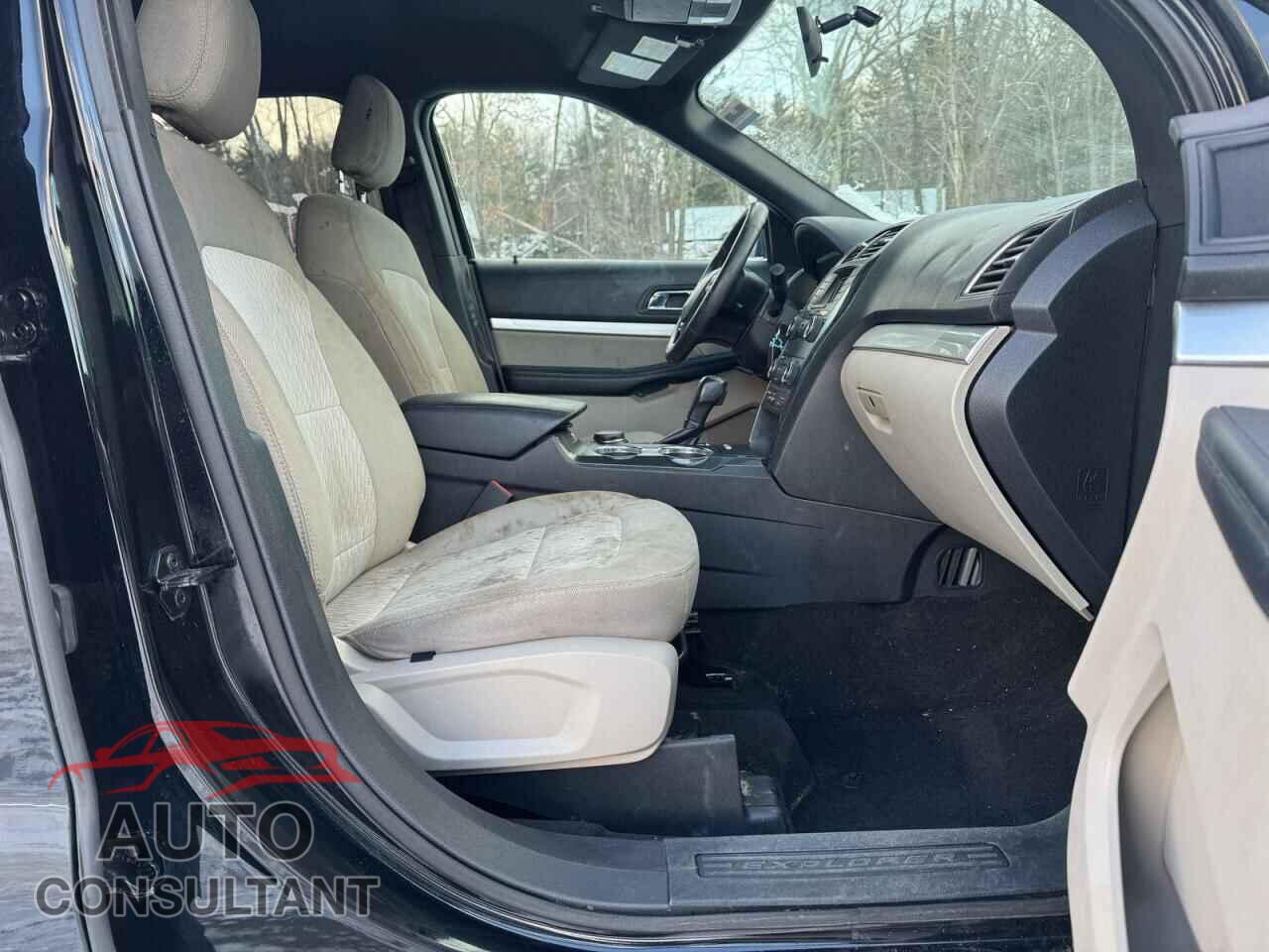FORD EXPLORER 2018 - 1FM5K8B88JGB73612