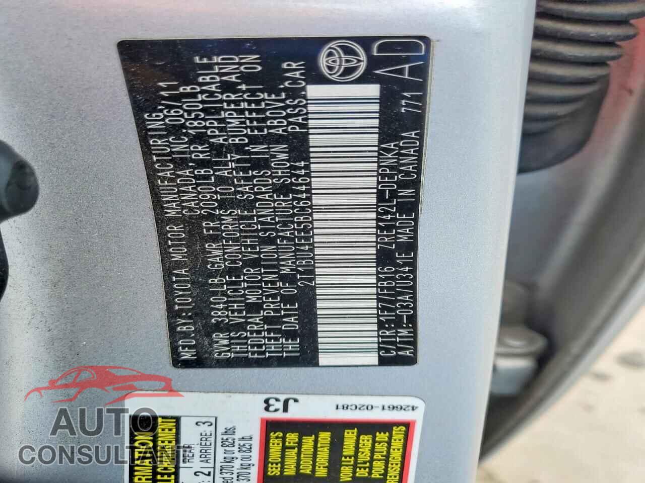 TOYOTA COROLLA 2011 - 2T1BU4EE5BC644644