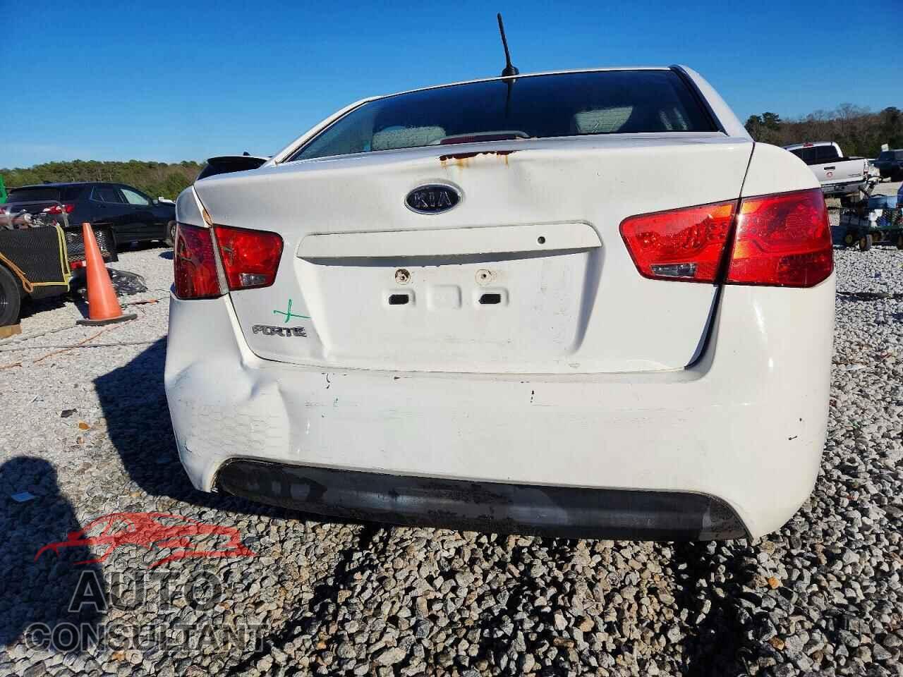 KIA FORTE 2013 - KNAFT4A2XD5683307