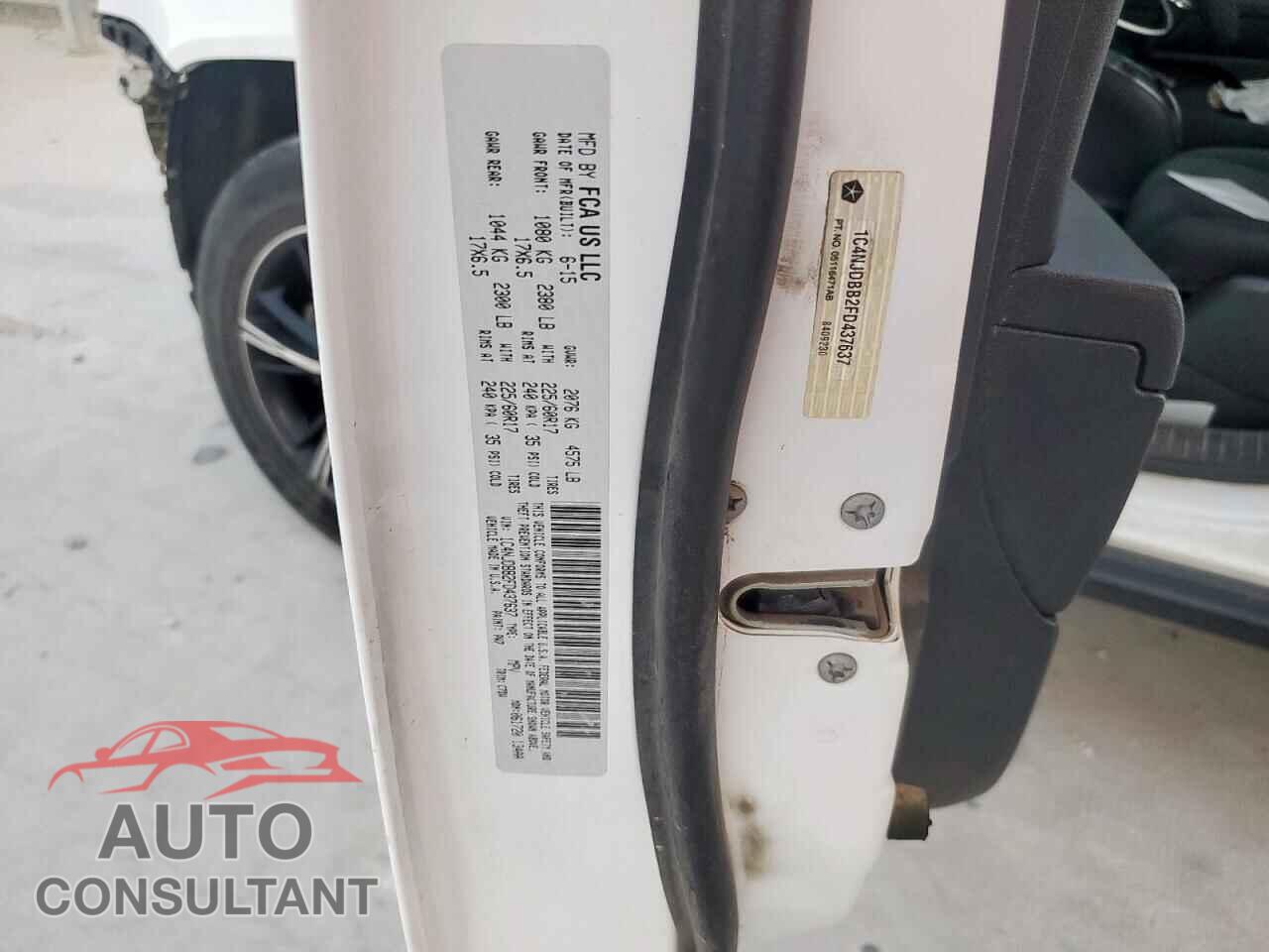 JEEP COMPASS 2015 - 1C4NJDBB2FD437637