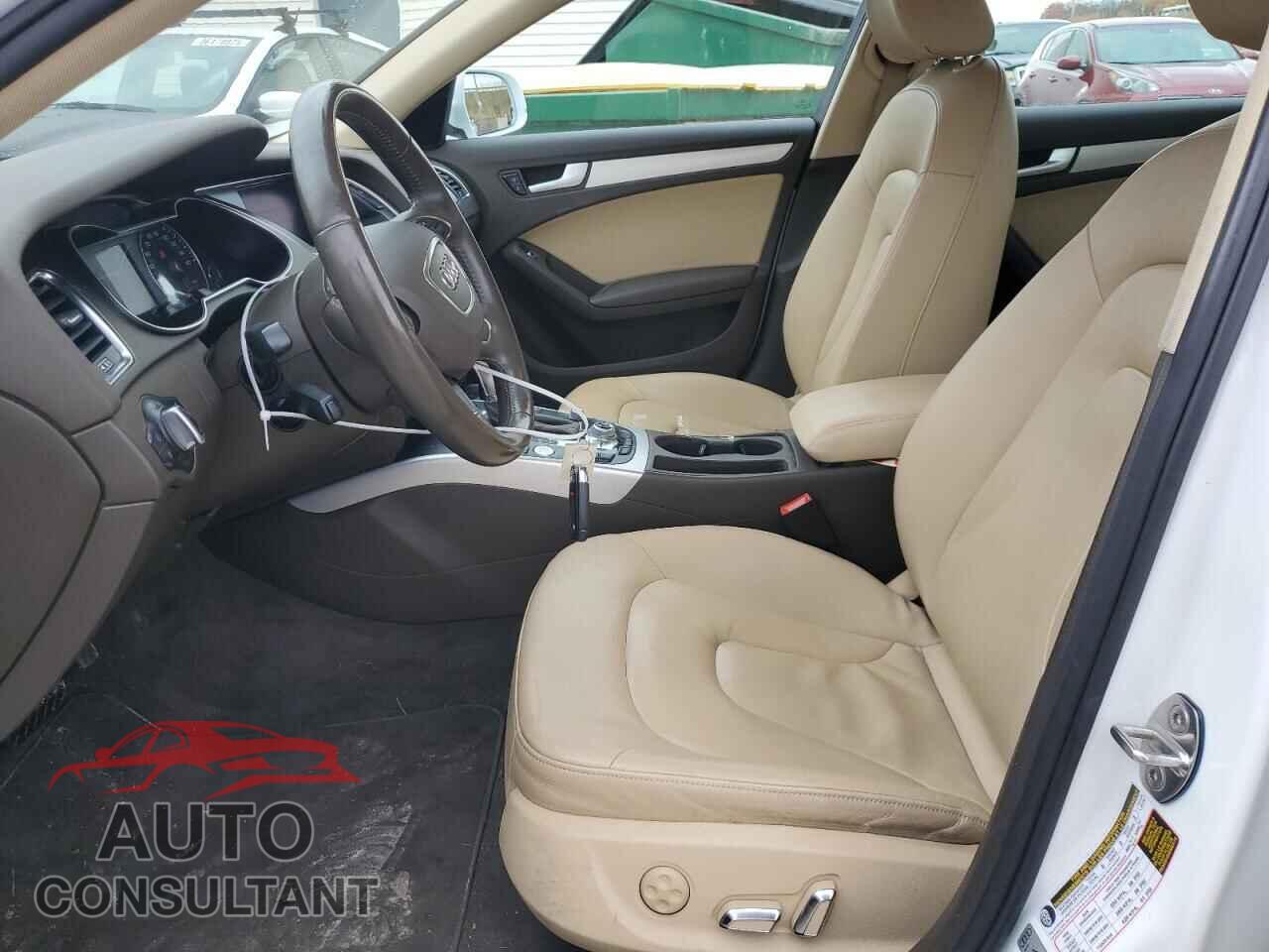 AUDI A4 2013 - WAUFFAFL7DA069569