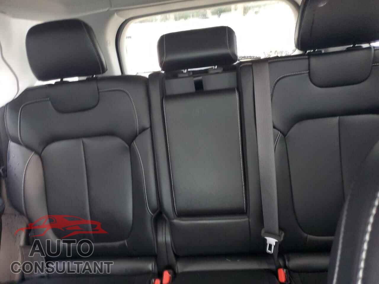 JEEP GRAND CHER 2023 - 1C4RJGBG8PC610129