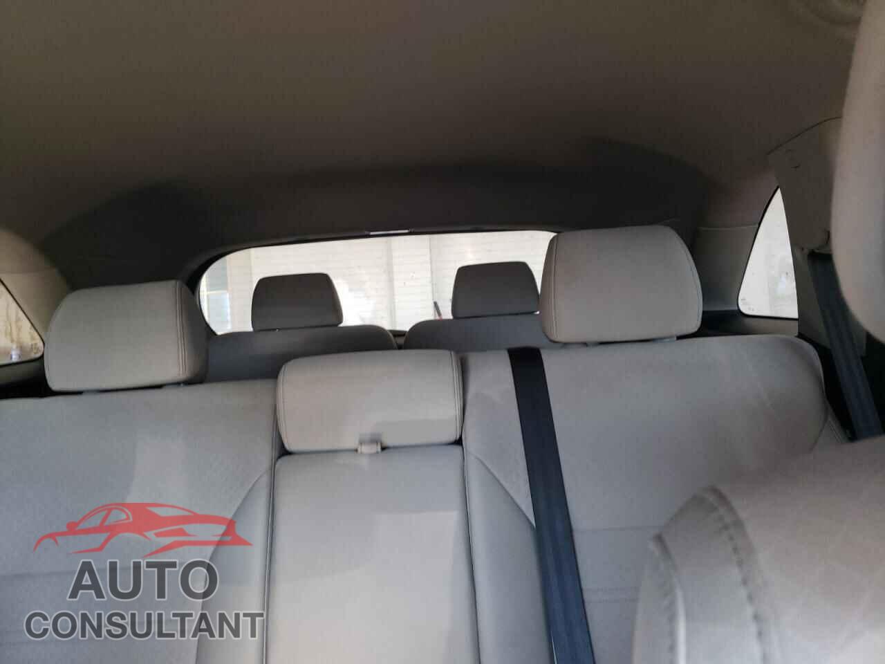 KIA SORENTO 2017 - 5XYPG4A57HG189246