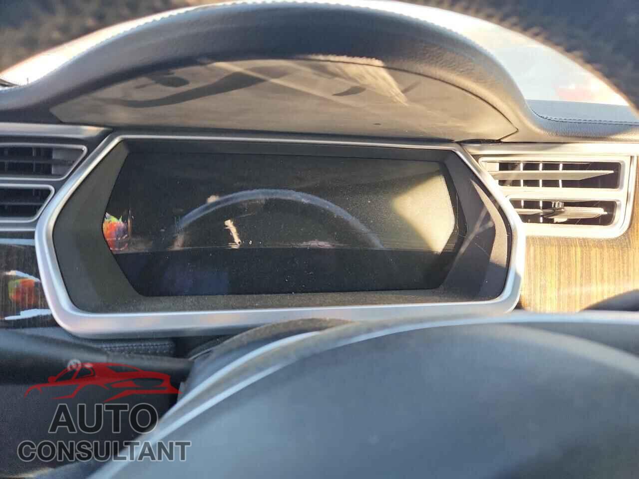 TESLA MODEL S 2013 - 5YJSA1DN8DFP13799