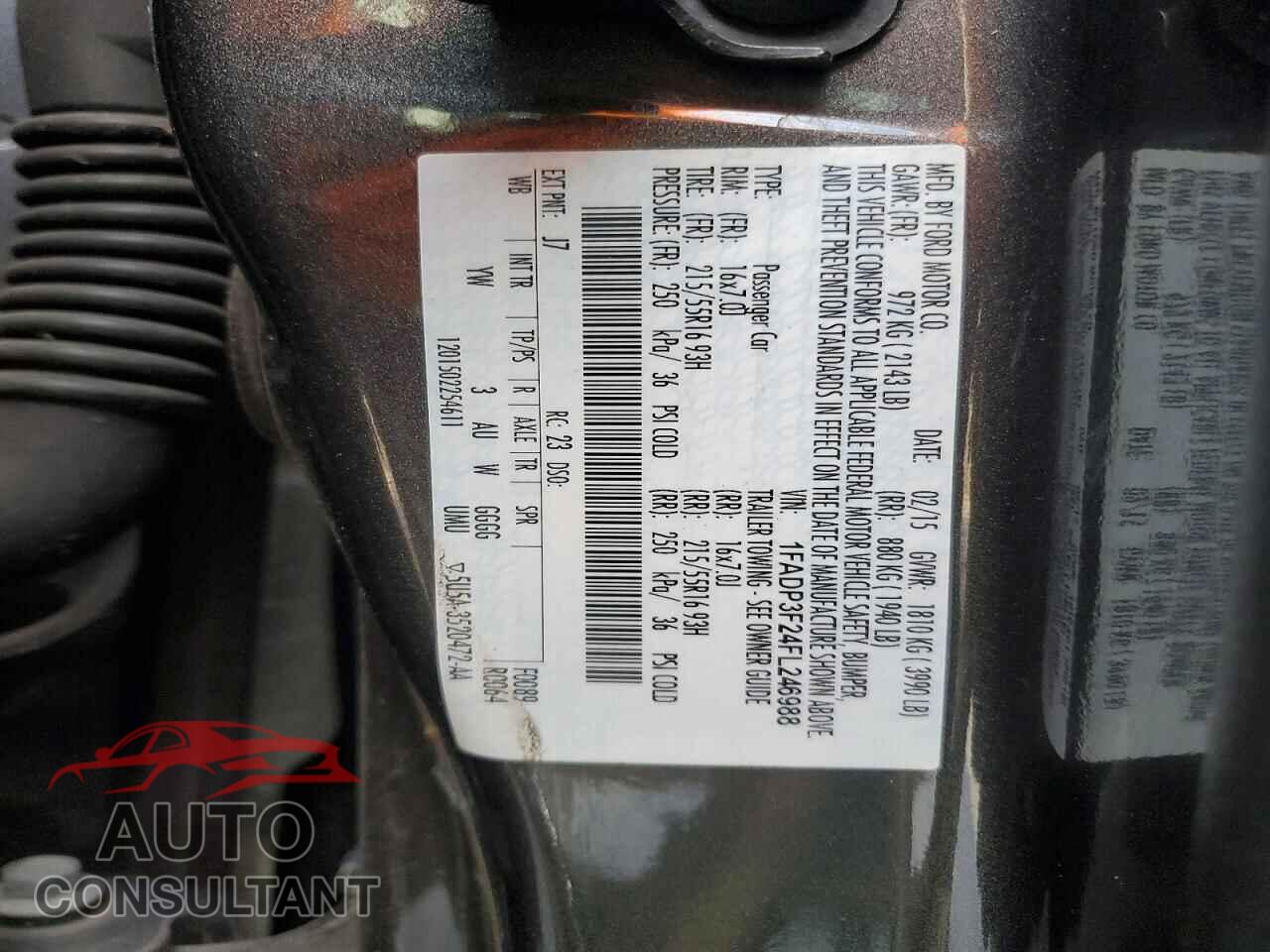 FORD FOCUS 2015 - 1FADP3F24FL246988