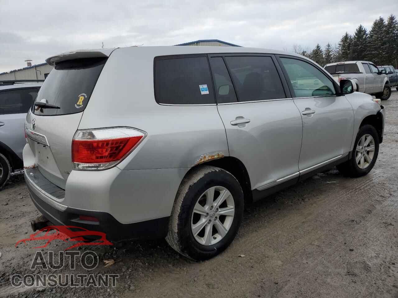 TOYOTA HIGHLANDER 2013 - 5TDBK3EH8DS224946